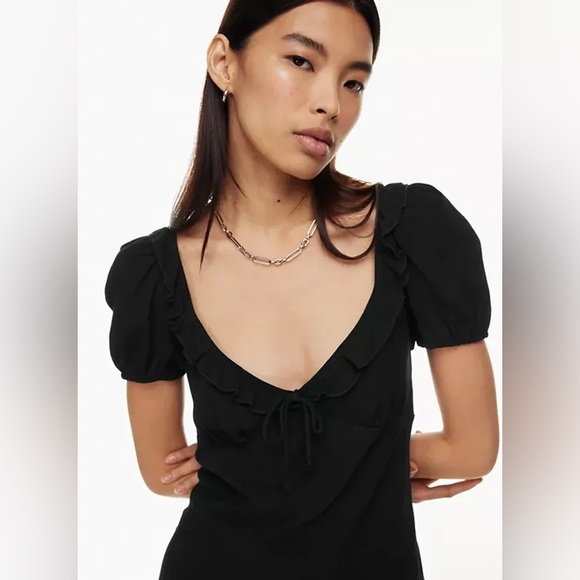 Sunday Best Letti Dress - Picture 2 of 7